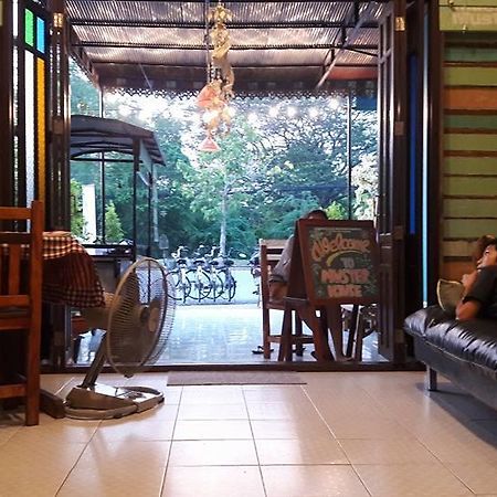 Hostel Muster House Phra Nakhon Si Ayutthaya Exterior foto