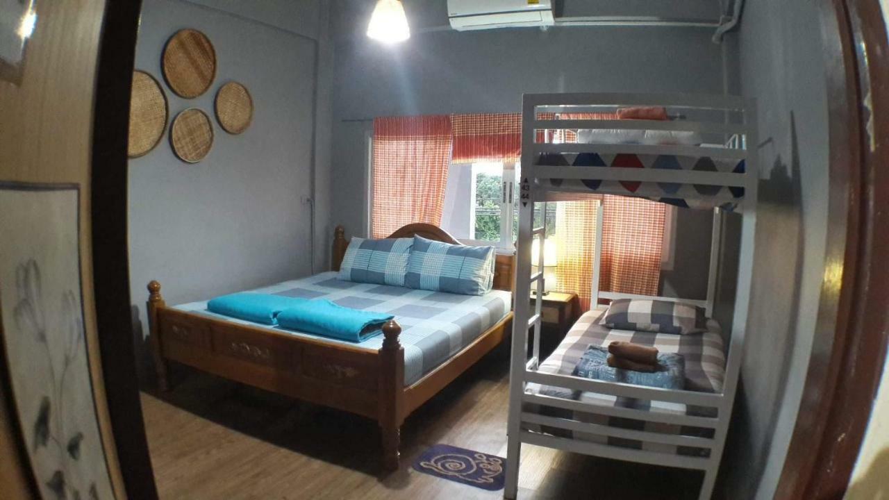 Hostel Muster House Phra Nakhon Si Ayutthaya Exterior foto